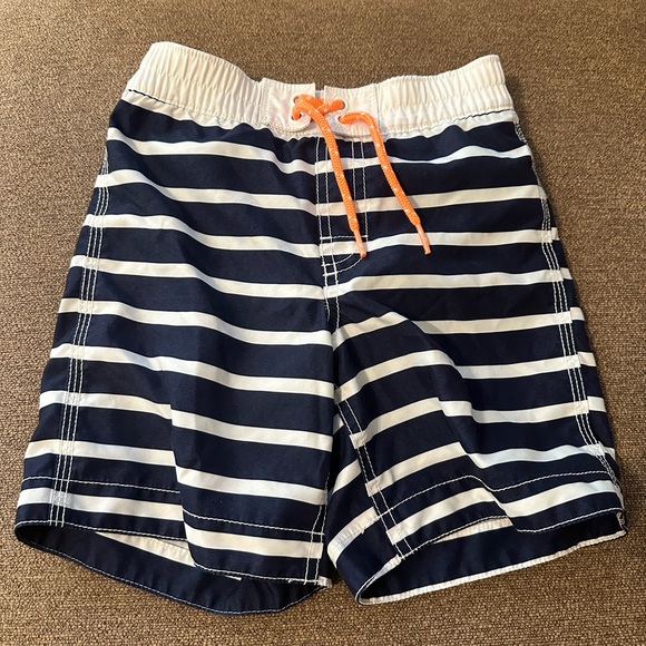 Striped gap toddler swim trunks, 5T - Picture 1 of 3